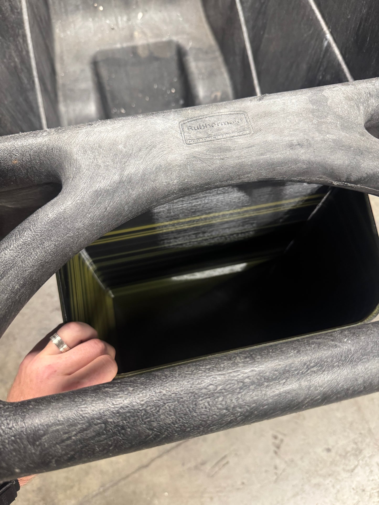 Trash Can Organizer